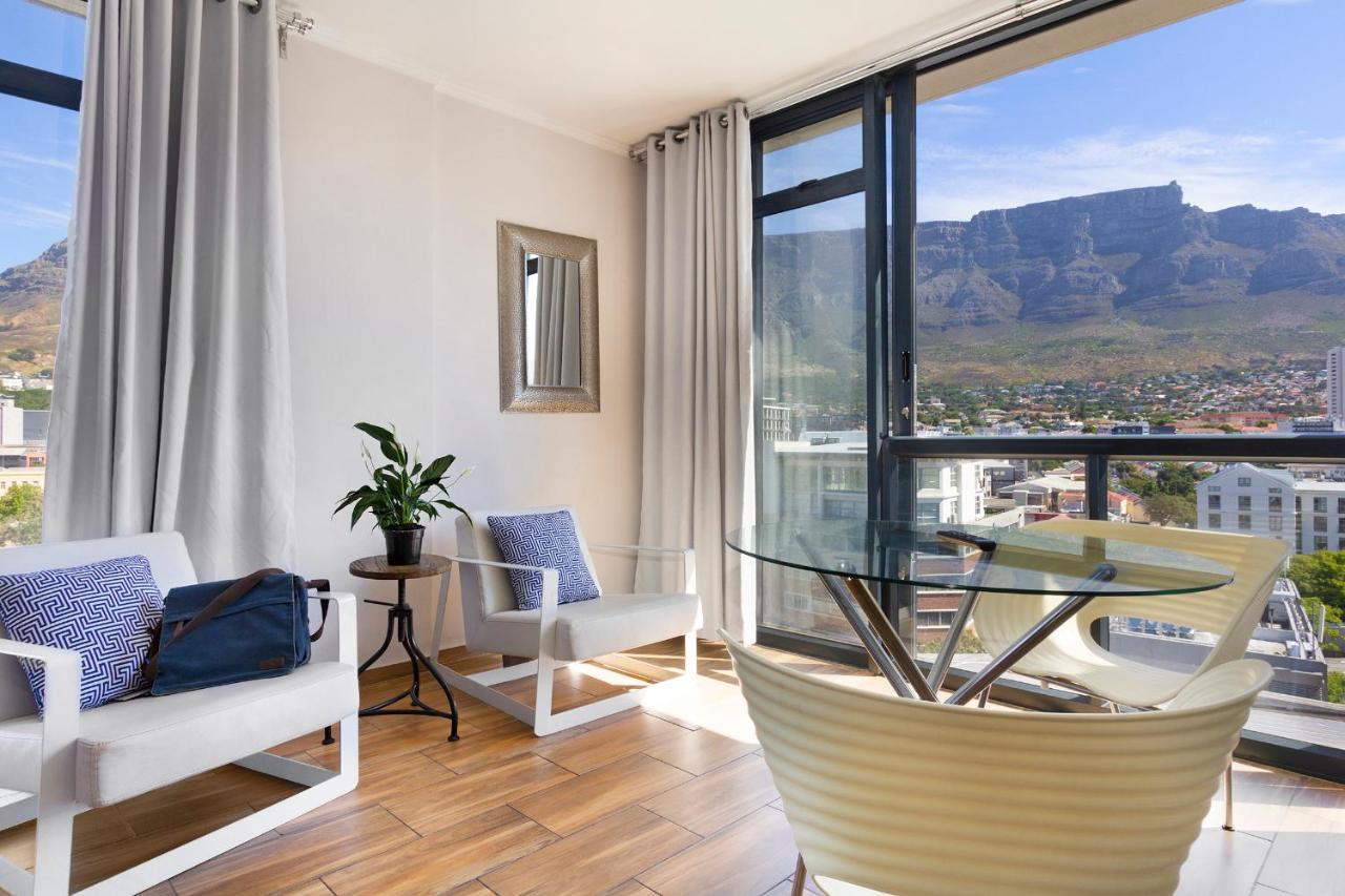 Appartamento Urban Oasis At The Four Seasons Città del Capo Esterno foto