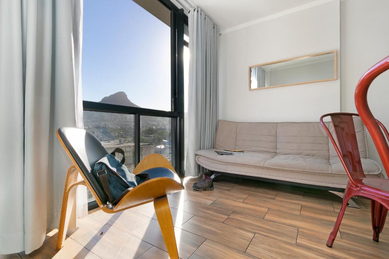 Appartamento Urban Oasis At The Four Seasons Città del Capo Esterno foto
